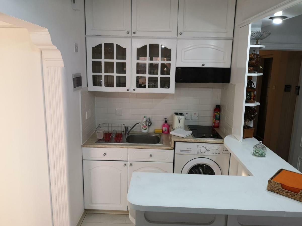 Bettys 1Br Seafront Apt 拉纳卡 外观 照片